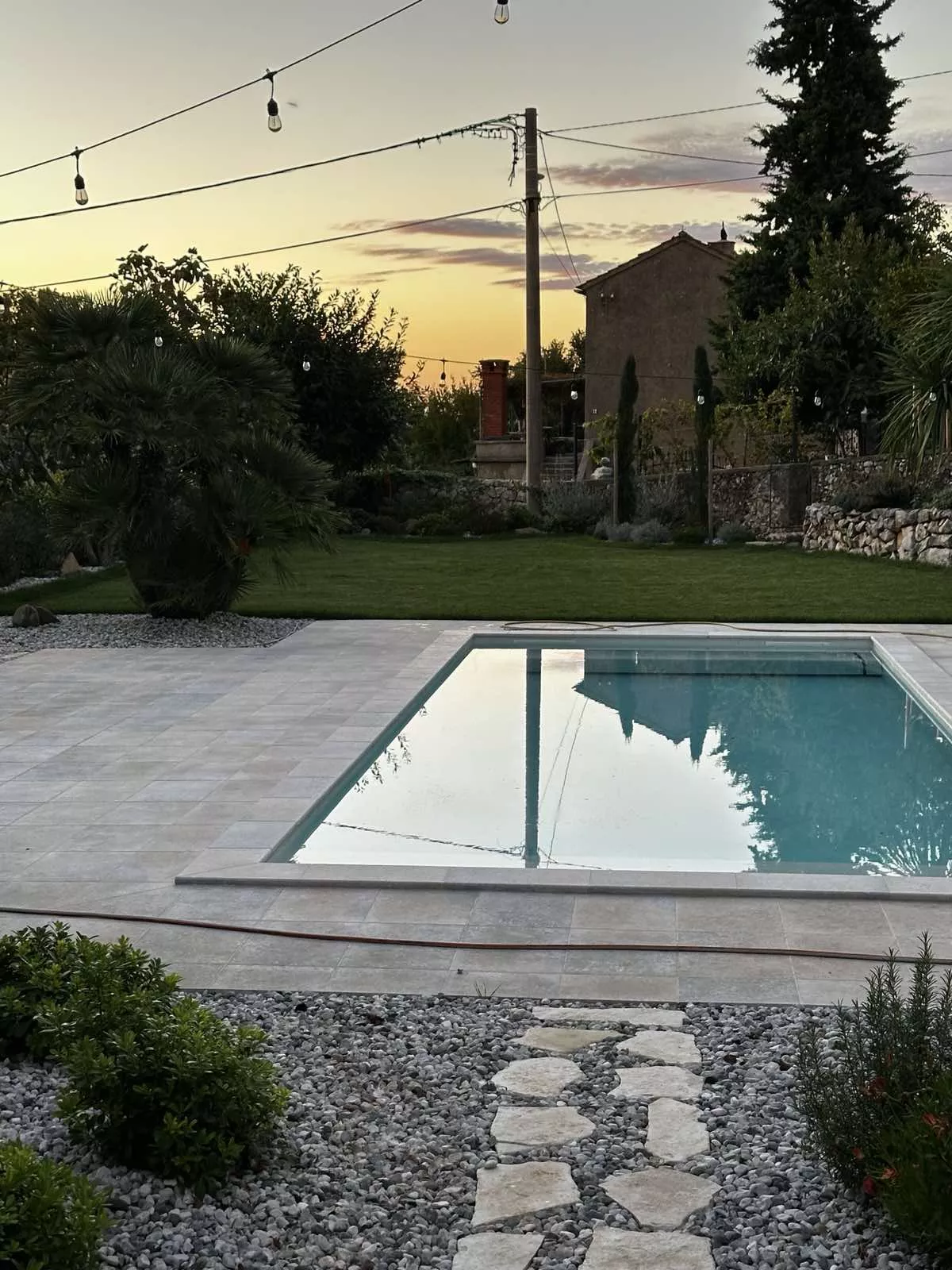 čišćenje okućnice i vrtnih površina čišćenje okućnice i vrtnih površina